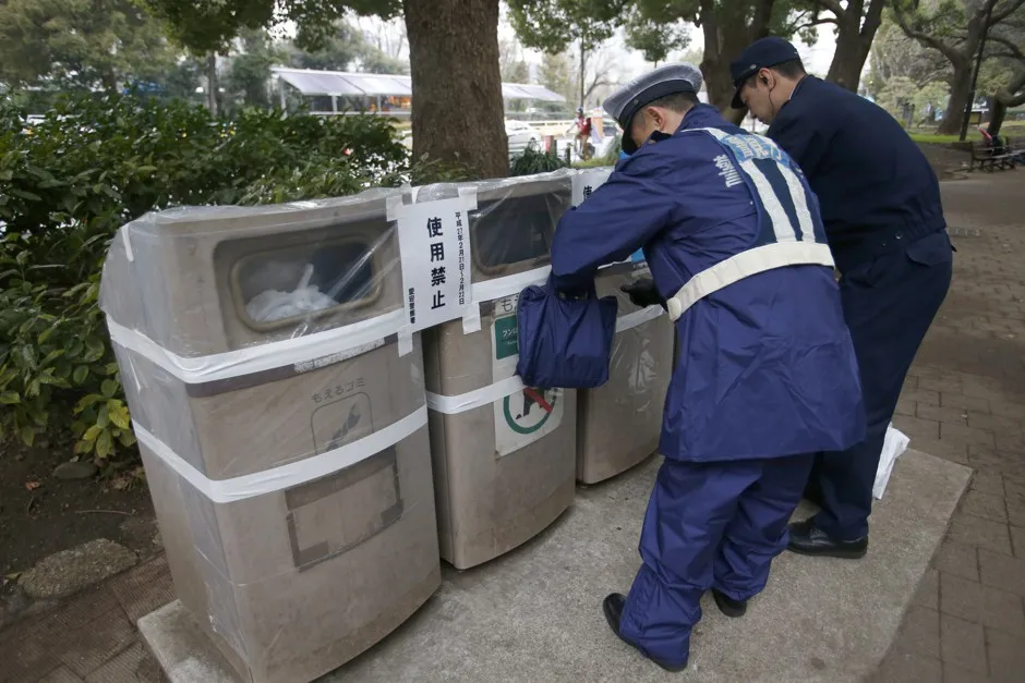 Trash cans in Japan