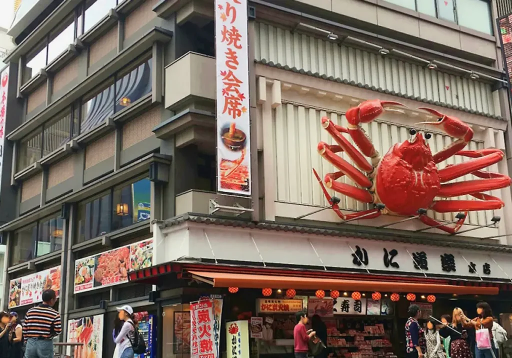 Mechanical crab in Dotonbori Osaka